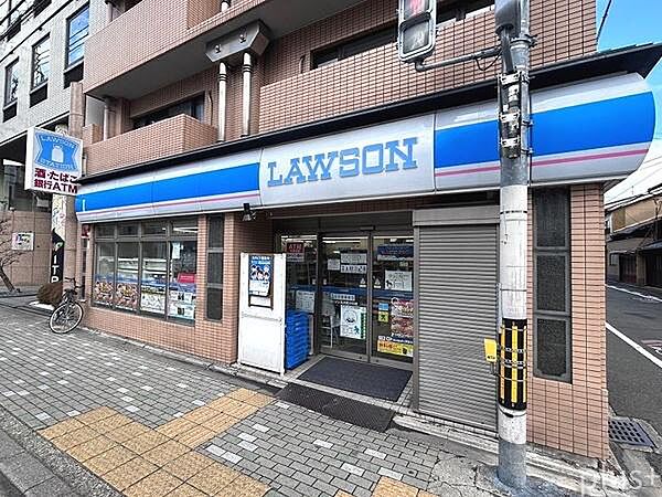 ローソン丸太町小川店まで519m