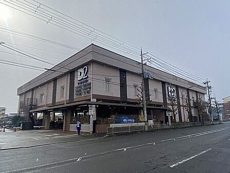 ケーヨーデイツー嵯峨店まで374m