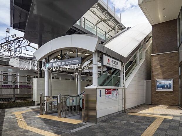 長津田駅(JR　横浜線)まで786m