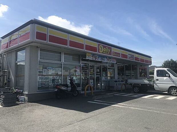 デイリーヤマザキ座間四ツ谷店まで895m