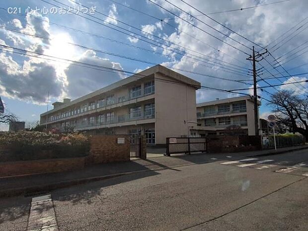 相模原市立鹿島台小学校まで930m