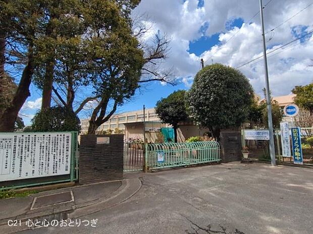 大和市立西鶴間小学校まで850m