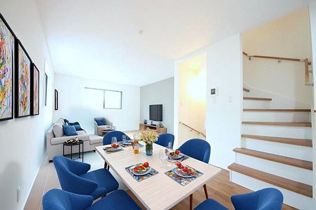 本画像はCGで作成しており、実際に現地に家具は置かれておりません。また、価格に家具は含まれておりません。