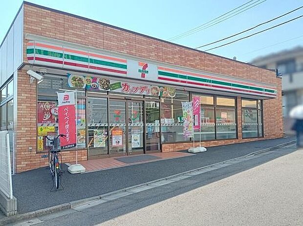 セブンイレブン　大和中央林間駅西店まで666m