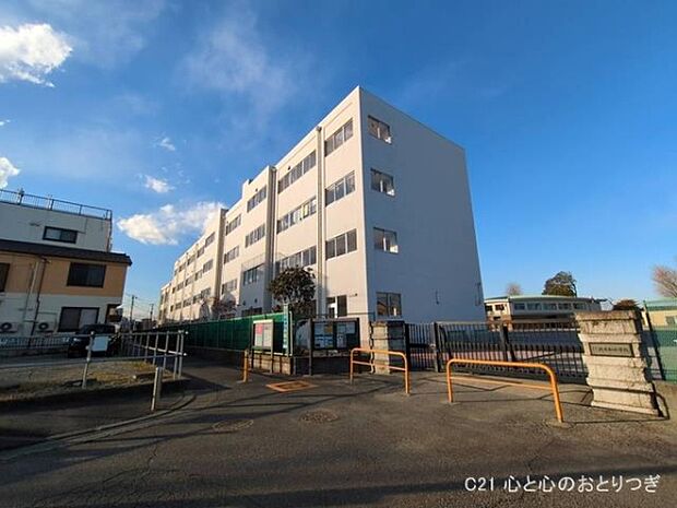 大和市立北大和小学校まで970m