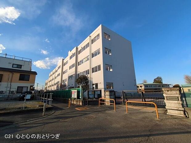 大和市立北大和小学校まで970m