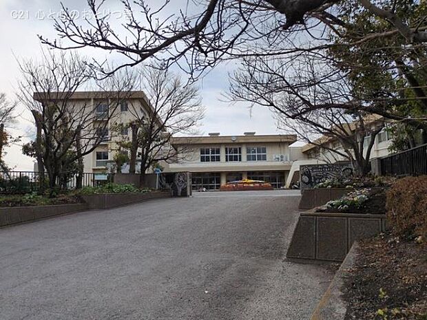 海老名市立今泉中学校まで1000m