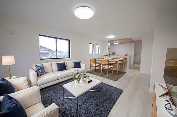 本画像はCGで作成しており、実際に現地に家具は置かれておりません。また、価格に家具は含まれておりません。