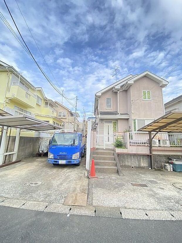 お車通りも少なく、お子様とのお散歩も安心してできる閑静な住宅街です。