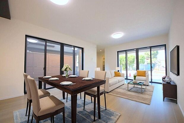 本画像はCGで作成しており、実際に現地に家具は置かれておりません。また、価格に家具は含まれておりません。