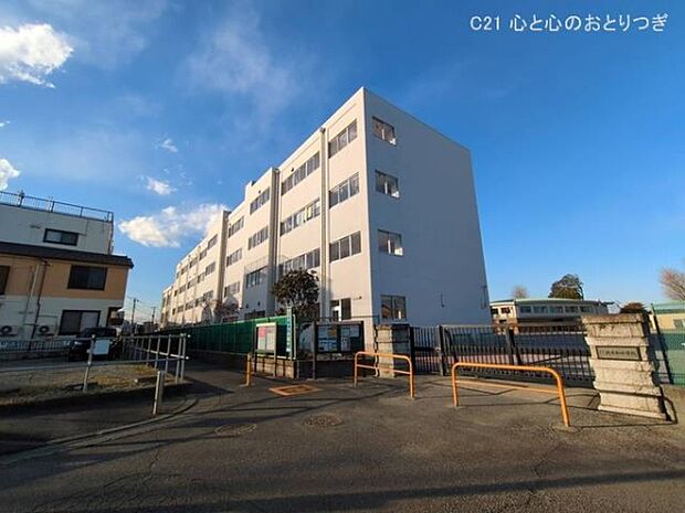 大和市立北大和小学校まで950m