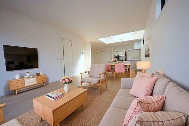 本画像はCGで作成しており、実際に現地に家具は置かれておりません。また、価格に家具は含まれておりません。