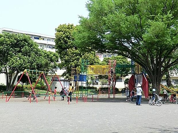 瀬谷第二公園まで32m