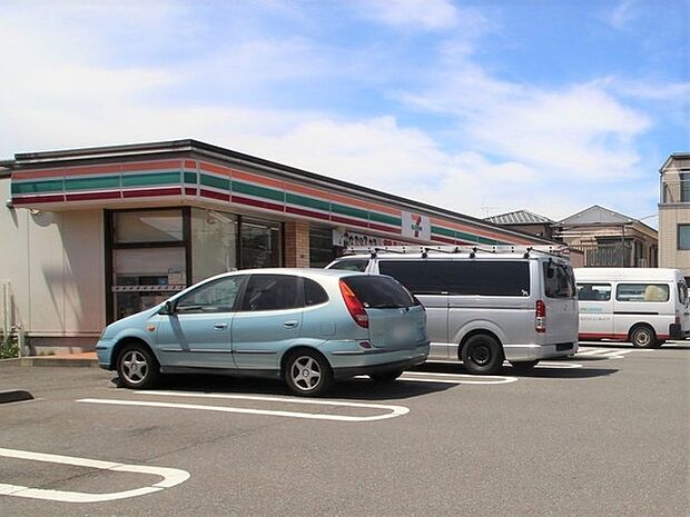 セブンイレブン綾瀬蓼川2丁目店まで400m