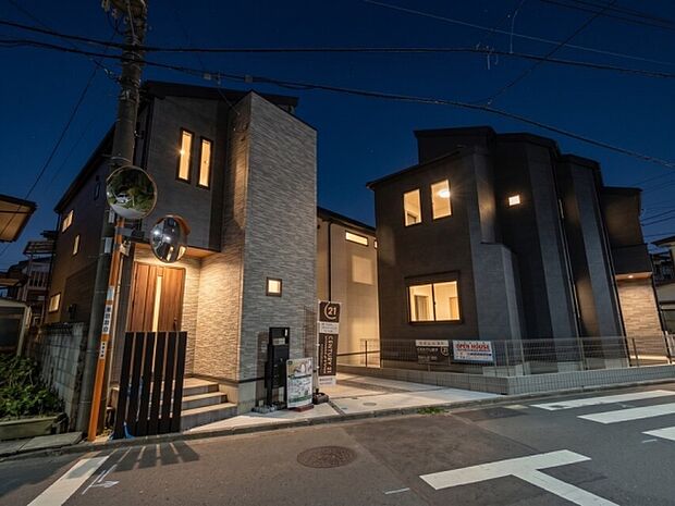 本画像は、CGによる夜景加工がされております。現況と異なる可能性がございます。