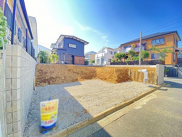 周辺は大小さまざまな公園が点在。癒しと落ち着きに満ちた住環境です。