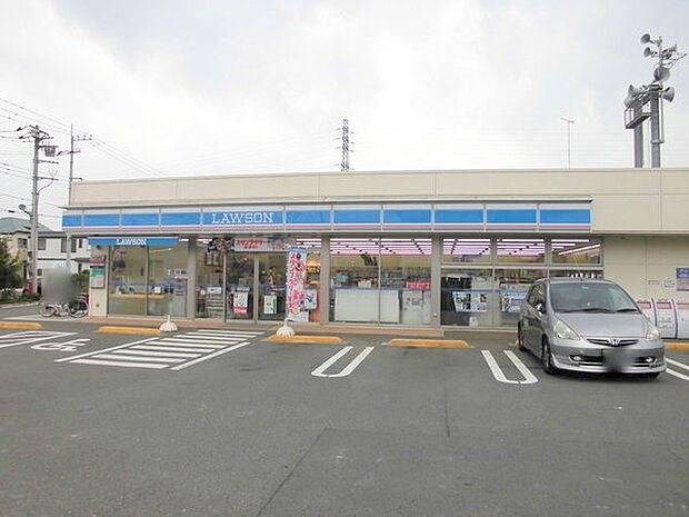 ローソン町田小山町店まで922m