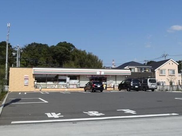 セブンイレブン町田堺店まで635m
