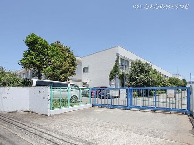 座間市立相模が丘小学校まで110m