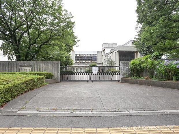 相模原市立由野台中学校まで800m