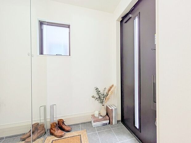 本画像はCGで作成しており、実際に現地に家具は置かれておりません。また、価格に家具は含まれておりません。