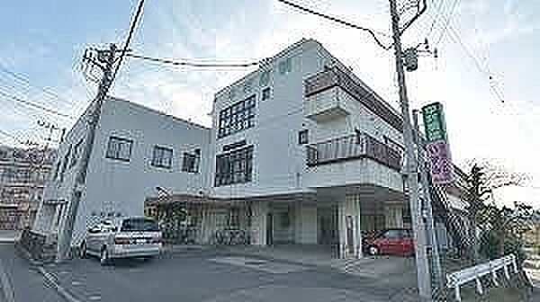 医療法人社団明和会中村病院まで430m