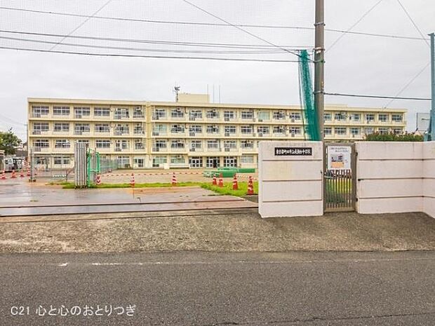 町田市立成瀬台中学校まで240m