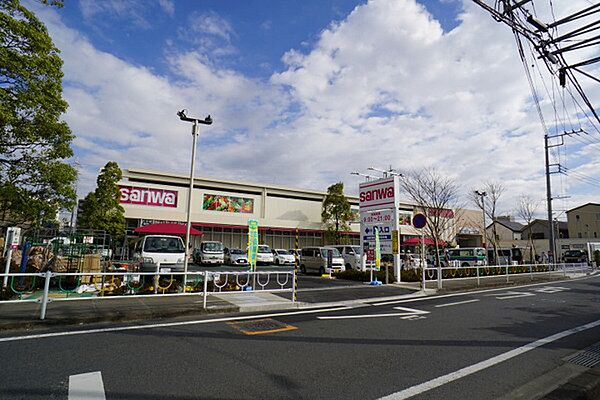 sanwa上鶴間店まで410m