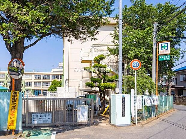 鎌ケ谷市立東部小学校まで700m