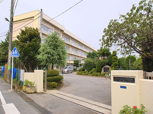 柏市立旭小学校まで700m