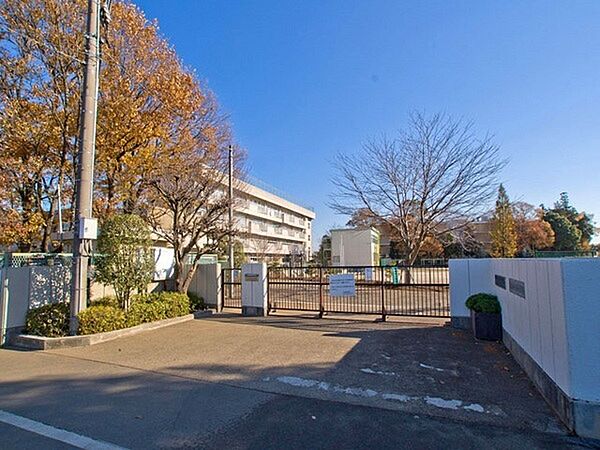 柏市立中原中学校まで870m