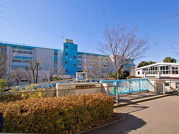 柏市立大津ケ丘第一小学校まで800m