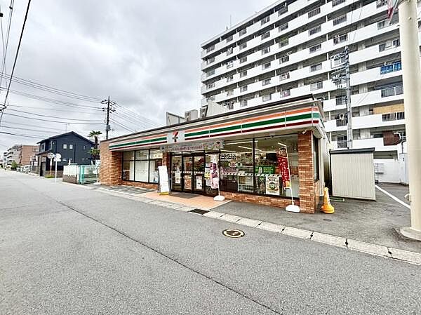 セブンイレブン北松戸駅南店まで200m