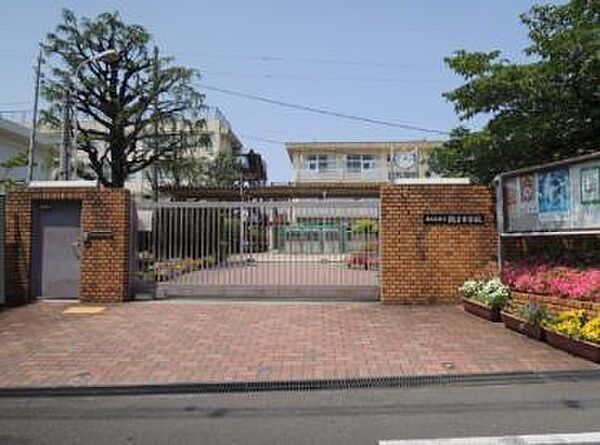 東大阪市立縄手中学校まで982m