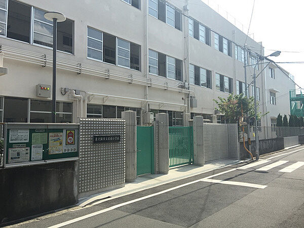 東大阪市立桜橋小学校まで661m