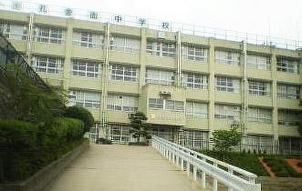 東大阪市立孔舎衙中学校まで2192m