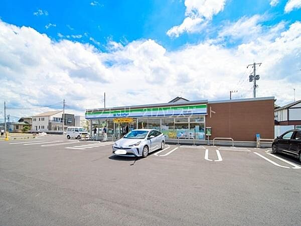 ファミリーマート宇都宮東峰町店まで701m