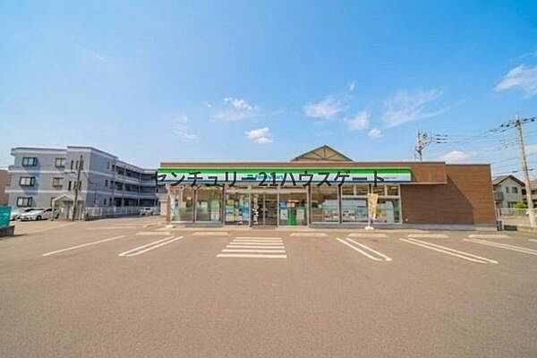 ファミリーマート宇都宮簗瀬四丁目店まで285m