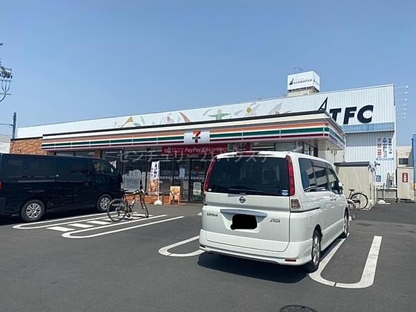 セブンイレブン宇都宮東今泉2丁目店まで897m