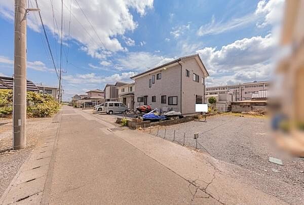 奥まった立地は、お子様の道路への飛び出し防止や防犯面でも優れます。