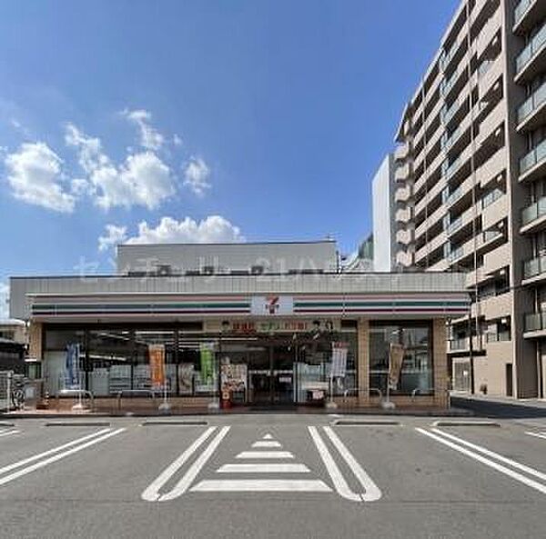 セブン-イレブン 宇都宮小幡店まで637m