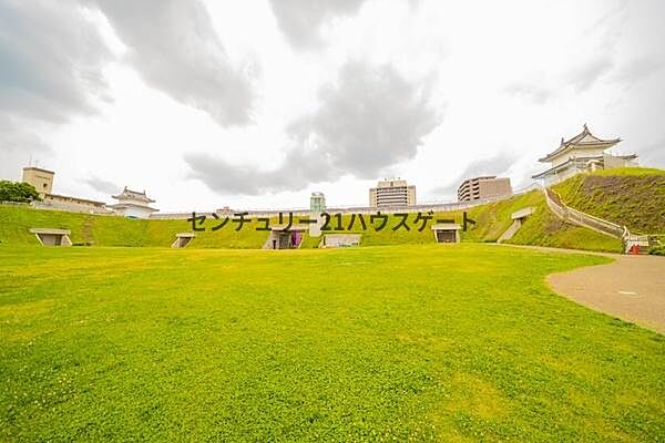 宇都宮城址公園まで1317m