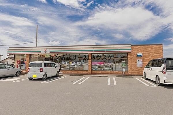 セブンイレブン下野氏家勝山店まで862m