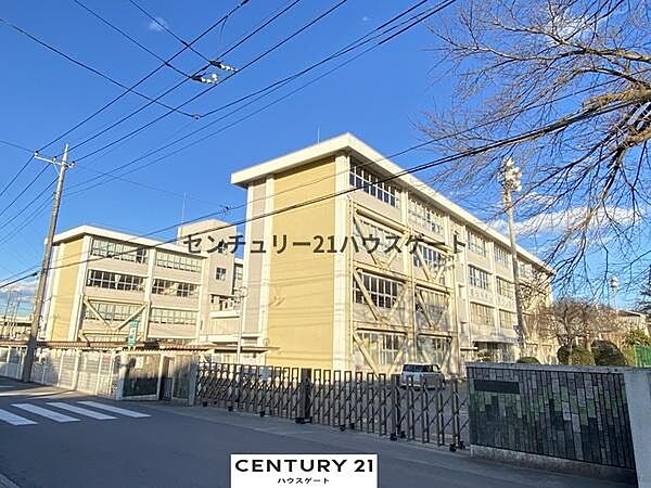宇都宮市立鬼怒中学校まで2651m