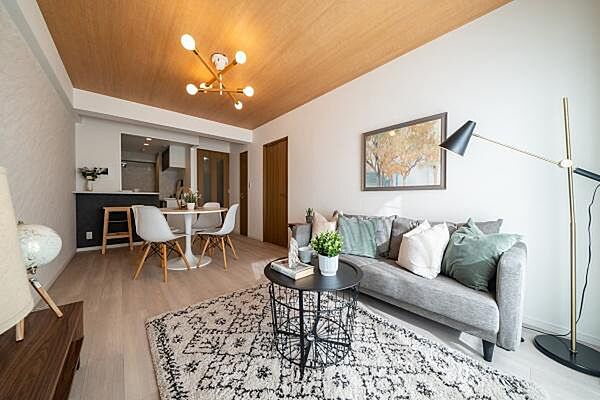 外観：326000243887