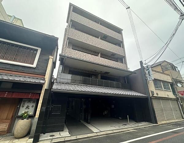 外観：326000271407