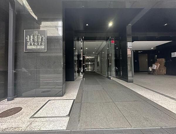 エントランスを拡大表示