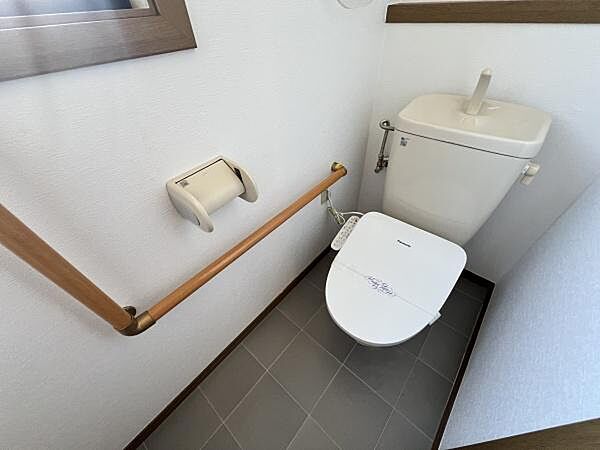 いつもキレイに清潔に。毎日の生活を快適にお過ごし頂けますよう、落ち着いた雰囲気の空間です。