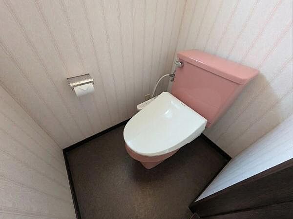 いつもキレイに清潔に。毎日の生活を快適にお過ごし頂けますよう、落ち着いた雰囲気の空間です。