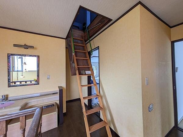 小屋裏収納あり〇お部屋をすっきりお使いいただけます！